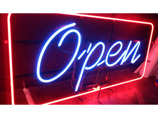 anuncios luminosos cancun